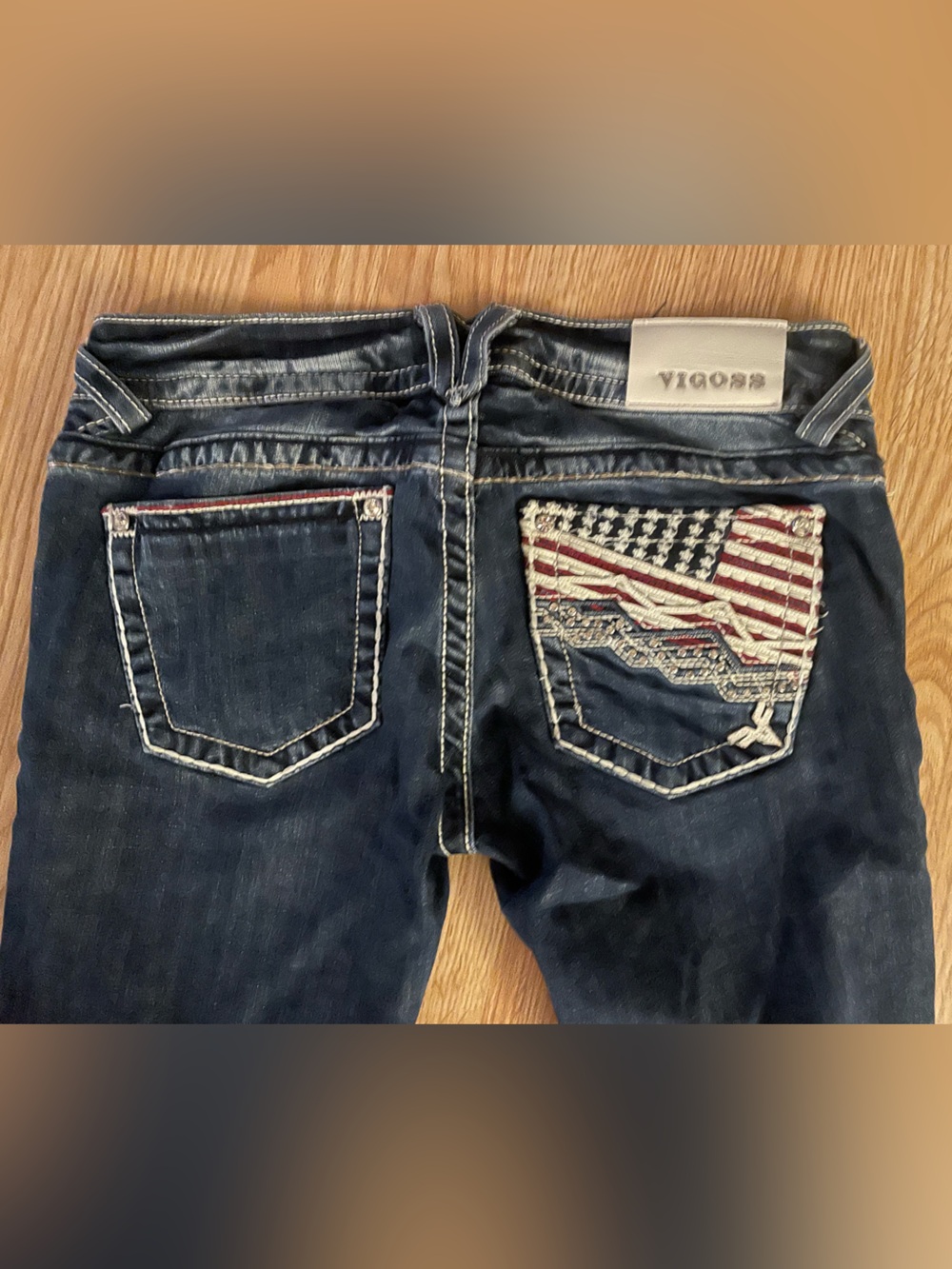 Vigoss Dark Blue capris with Embroidered American Flag Pocket. New